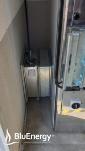 Dettaglio serranda di regolazione aria ripresa per riscaldamento officina meccanica